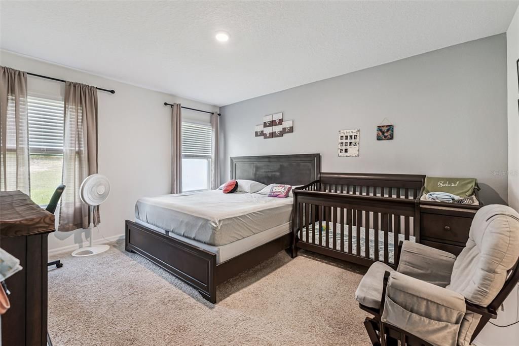 Active With Contract: $329,998 (3 beds, 2 baths, 1532 Square Feet)