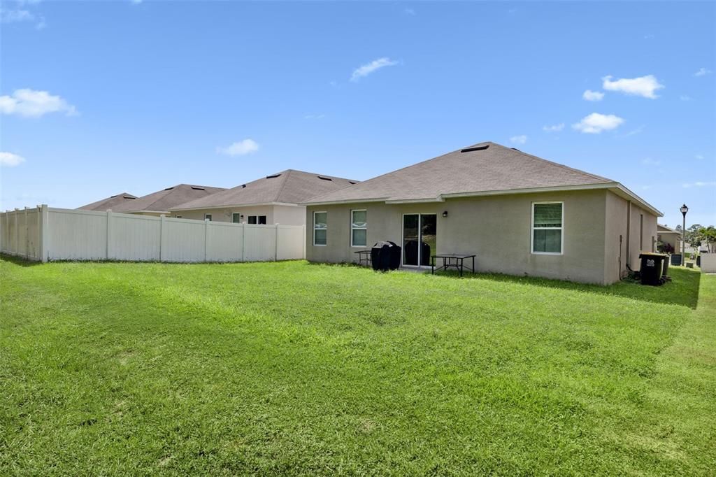 Active With Contract: $329,998 (3 beds, 2 baths, 1532 Square Feet)