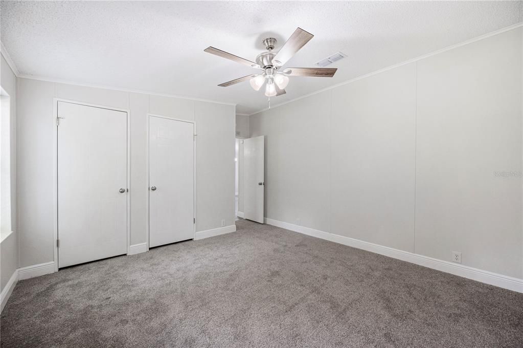 For Sale: $259,000 (4 beds, 2 baths, 1620 Square Feet)