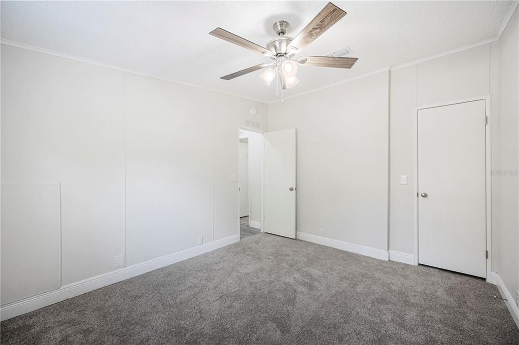 For Sale: $259,000 (4 beds, 2 baths, 1620 Square Feet)