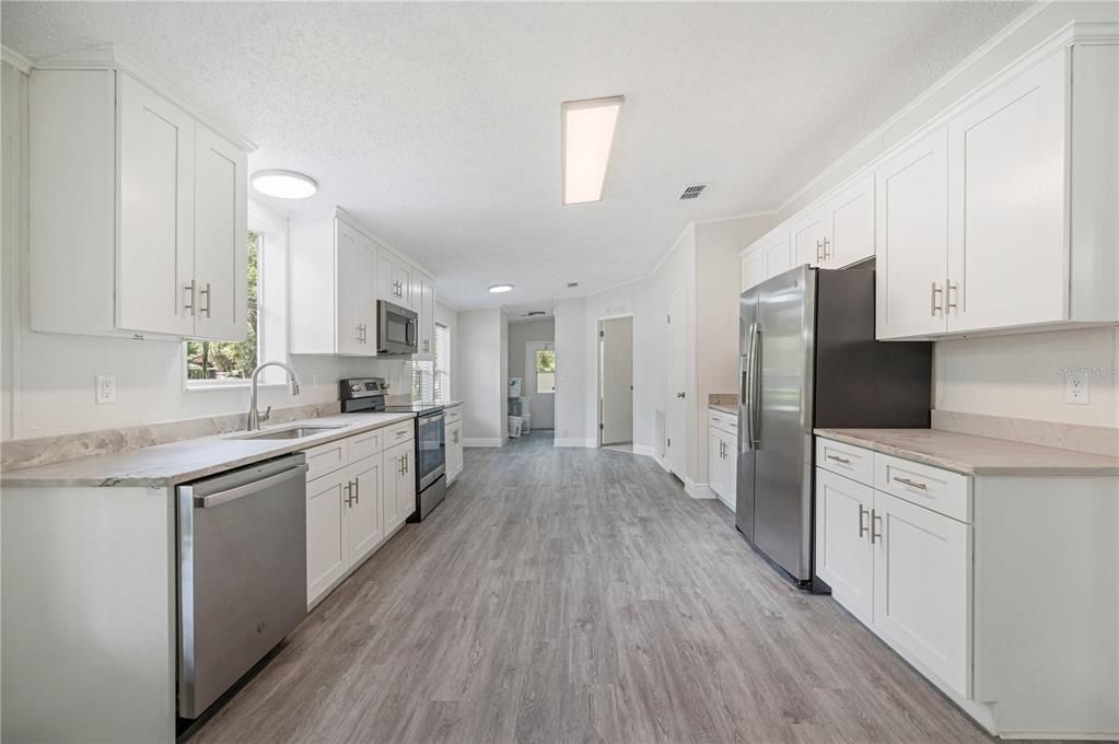 For Sale: $259,000 (4 beds, 2 baths, 1620 Square Feet)