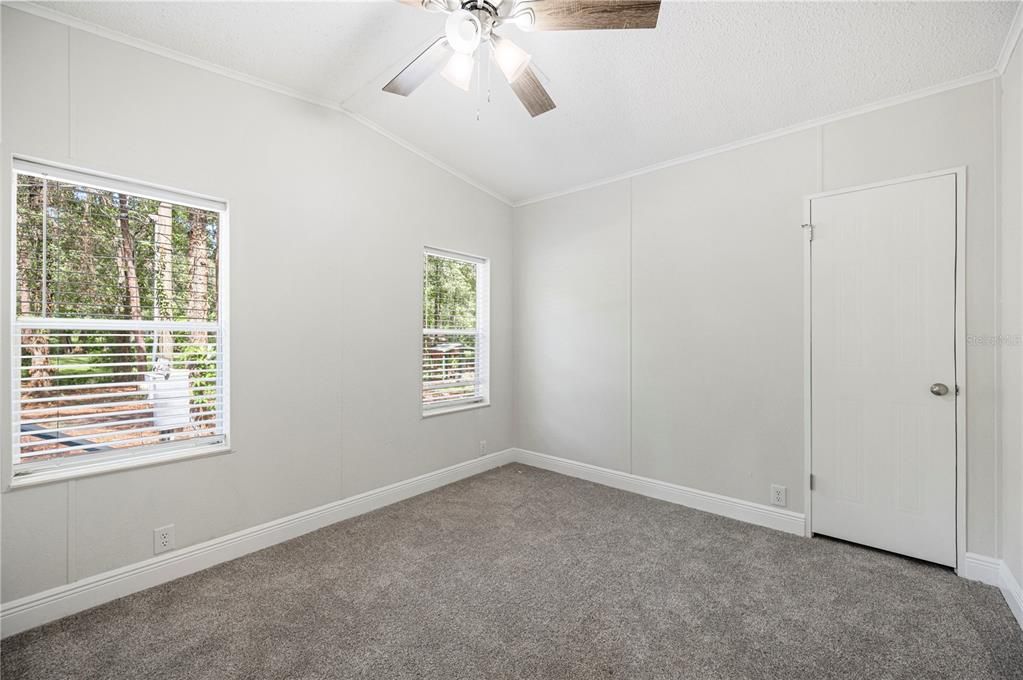 For Sale: $259,000 (4 beds, 2 baths, 1620 Square Feet)