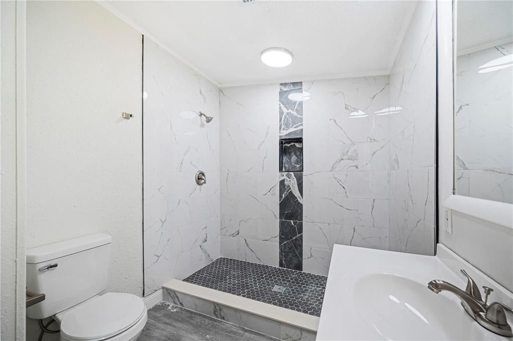 For Sale: $259,000 (4 beds, 2 baths, 1620 Square Feet)