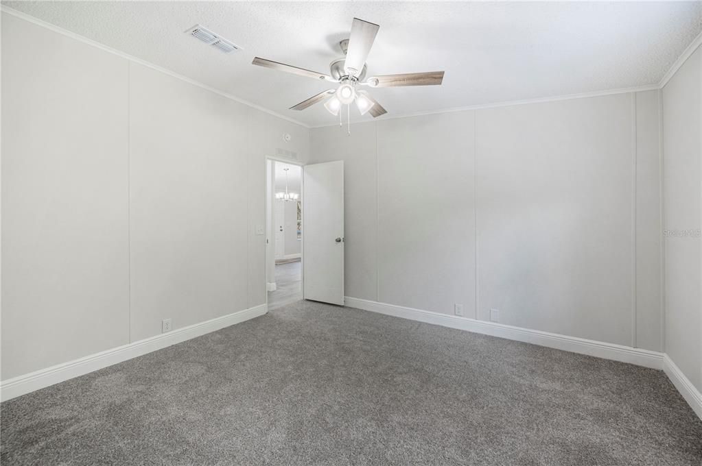 For Sale: $259,000 (4 beds, 2 baths, 1620 Square Feet)