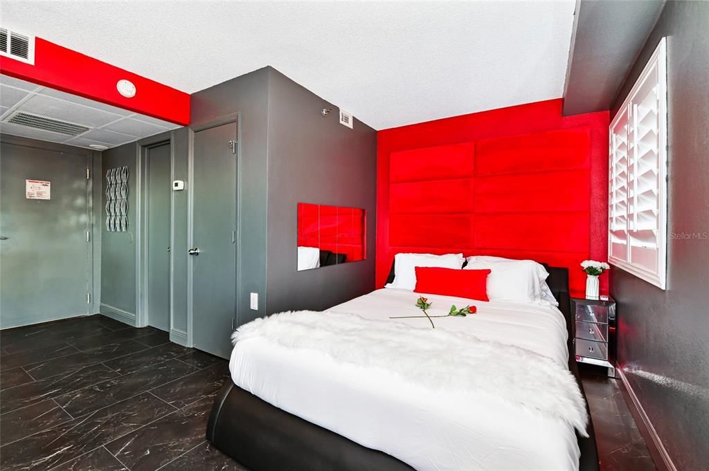 Activo con contrato: $205,000 (1 camas, 1 baños, 425 Pies cuadrados)