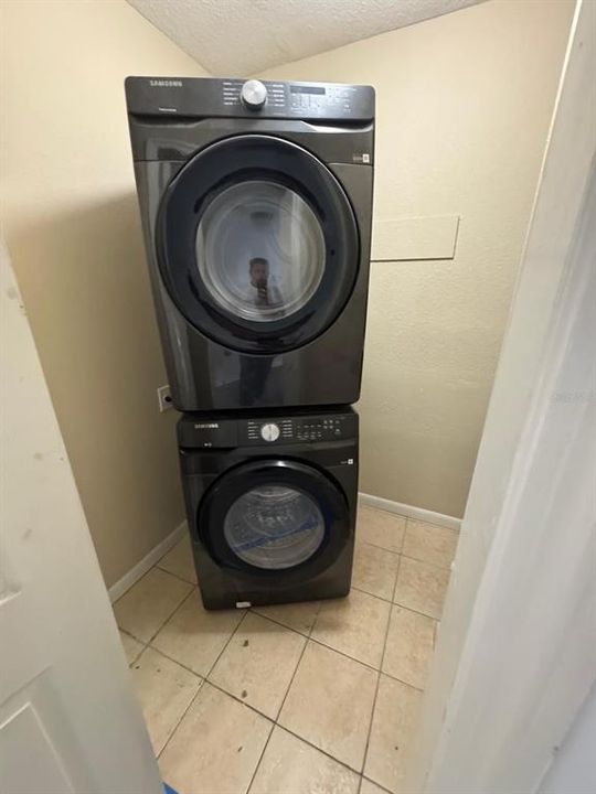 For Sale: $135,000 (1 beds, 1 baths, 630 Square Feet)