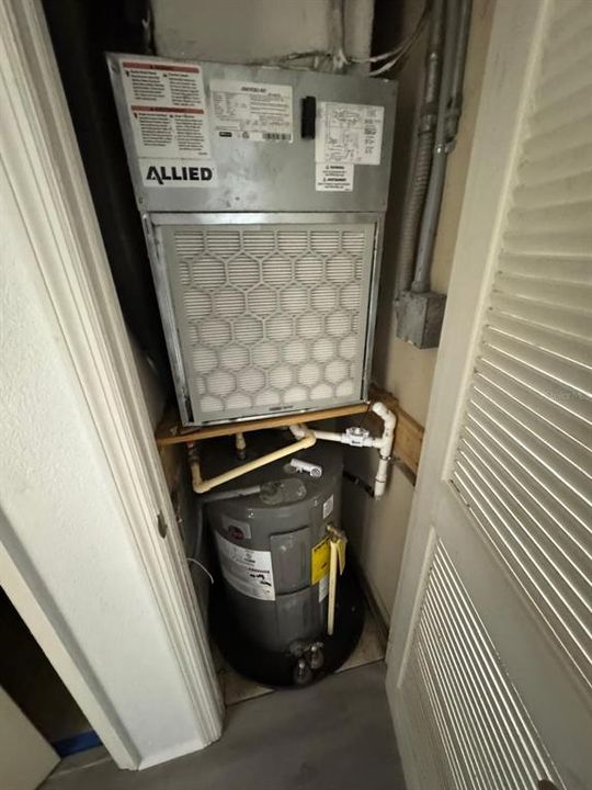 For Sale: $135,000 (1 beds, 1 baths, 630 Square Feet)