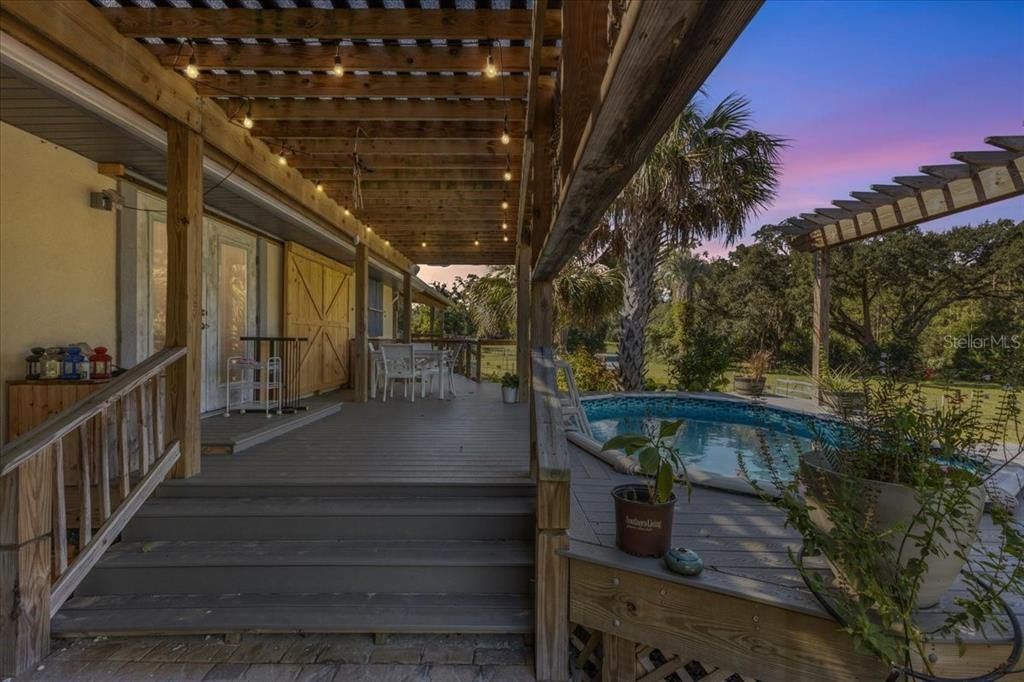 En Venta: $515,000 (3 camas, 2 baños, 1215 Pies cuadrados)