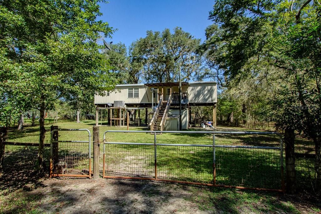 Recently Sold: $174,000 (2 beds, 2 baths, 784 Square Feet)