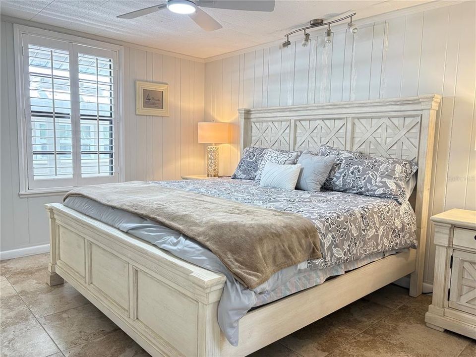 出租: $10,000 (3 贝兹, 3 浴室, 1744 平方英尺)