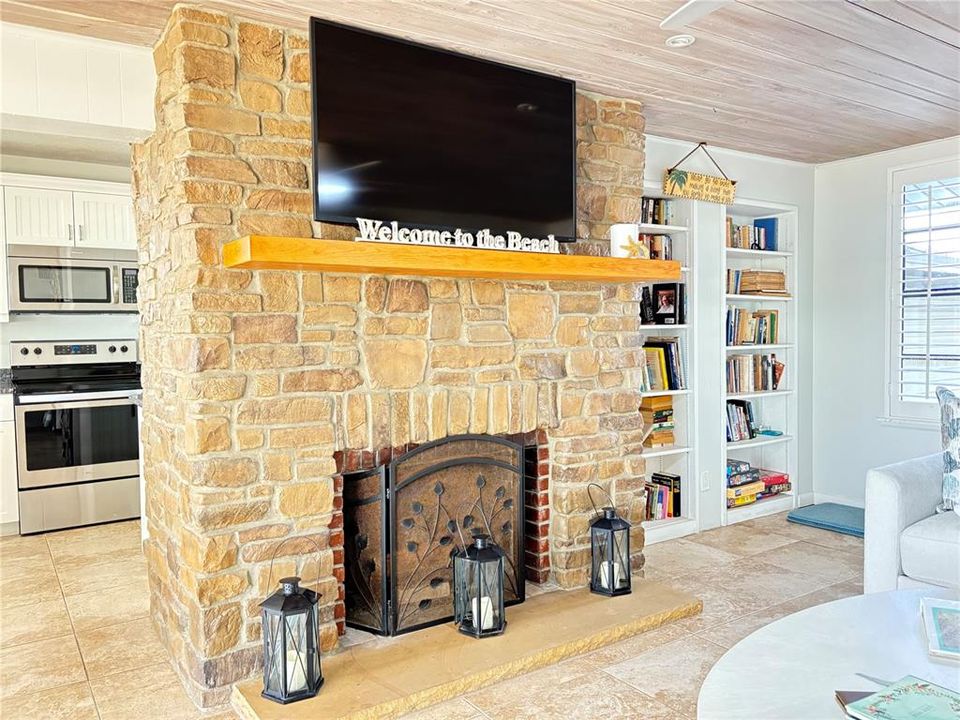 出租: $10,000 (3 贝兹, 3 浴室, 1744 平方英尺)