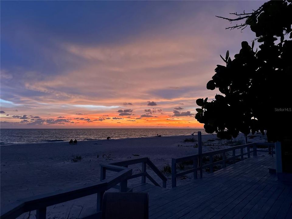 出租: $10,000 (3 贝兹, 3 浴室, 1744 平方英尺)