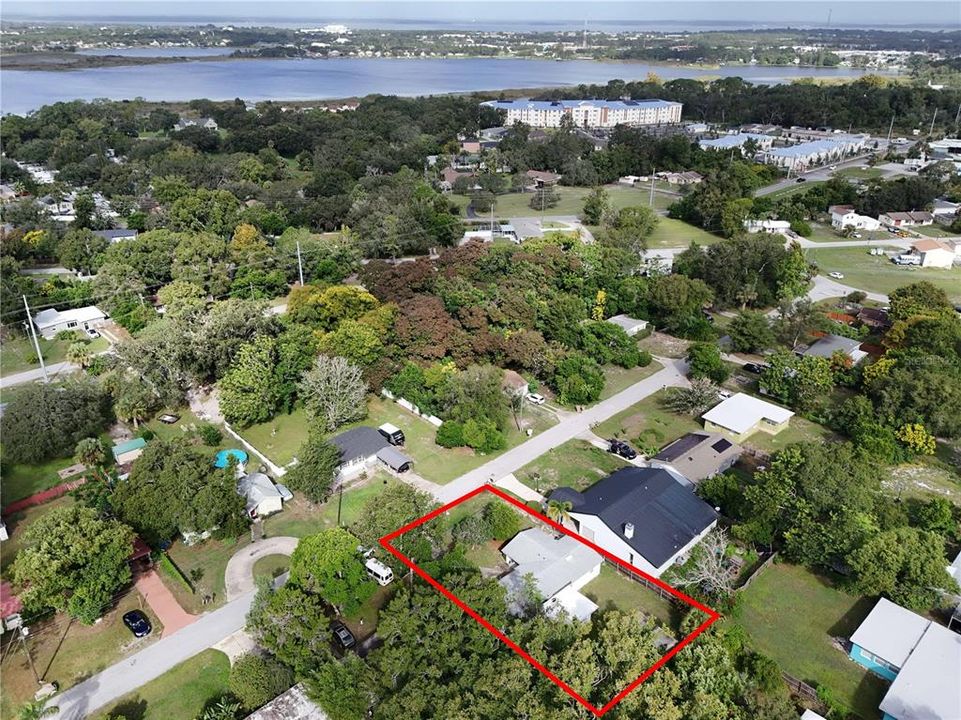 En Venta: $230,000 (3 camas, 2 baños, 1050 Pies cuadrados)