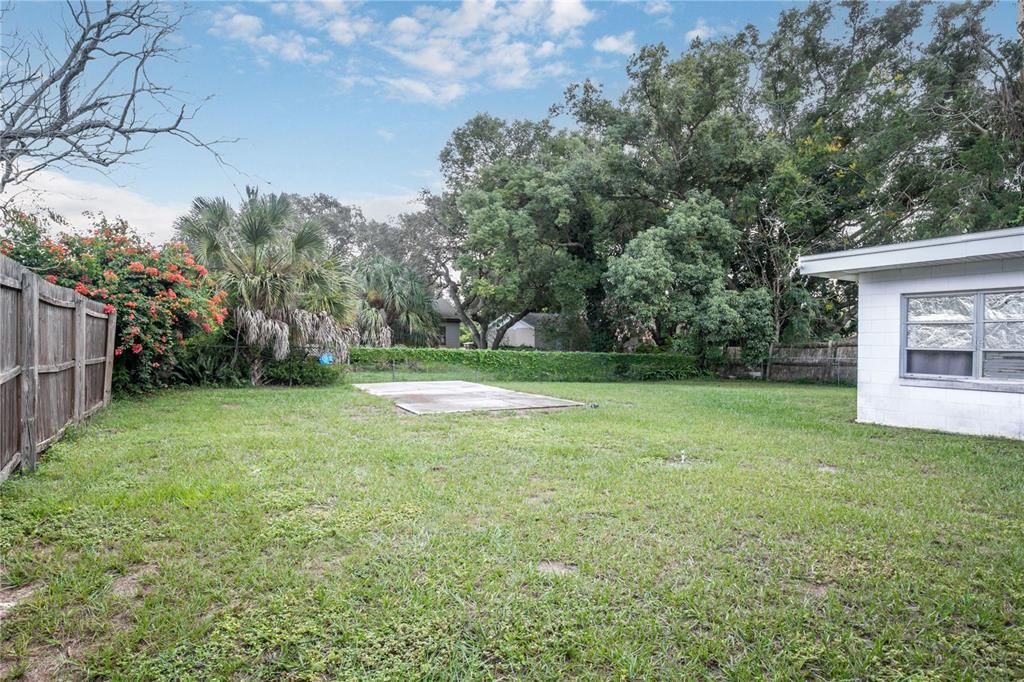 En Venta: $230,000 (3 camas, 2 baños, 1050 Pies cuadrados)