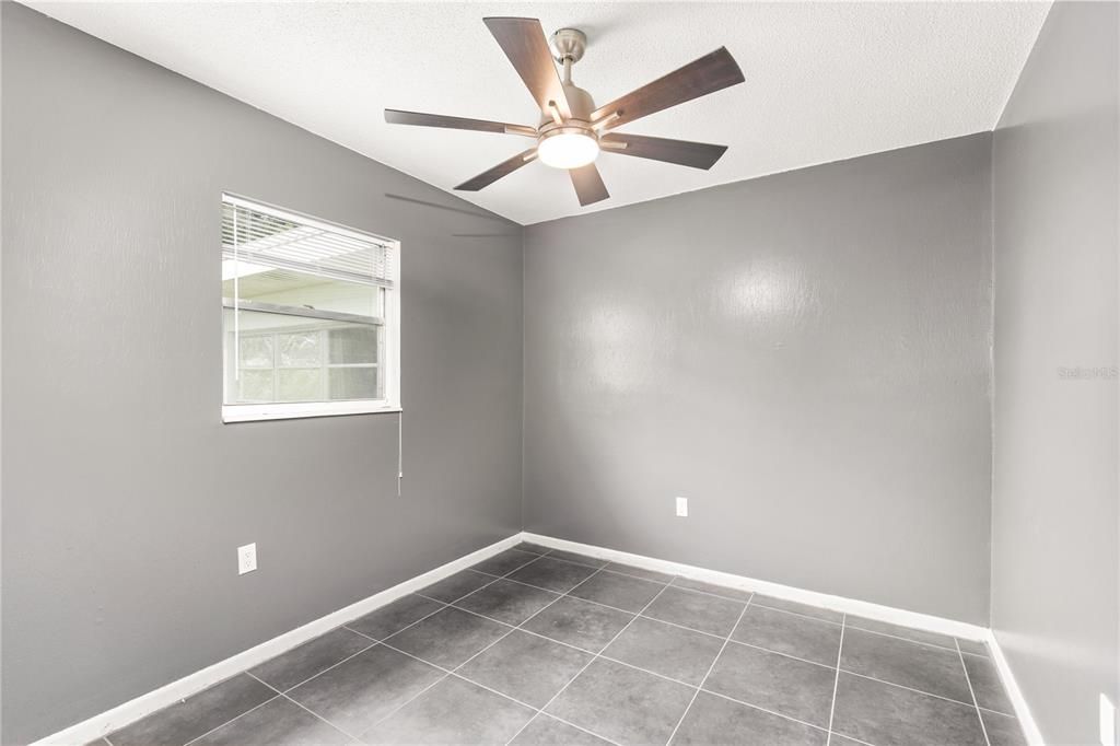 En Venta: $230,000 (3 camas, 2 baños, 1050 Pies cuadrados)