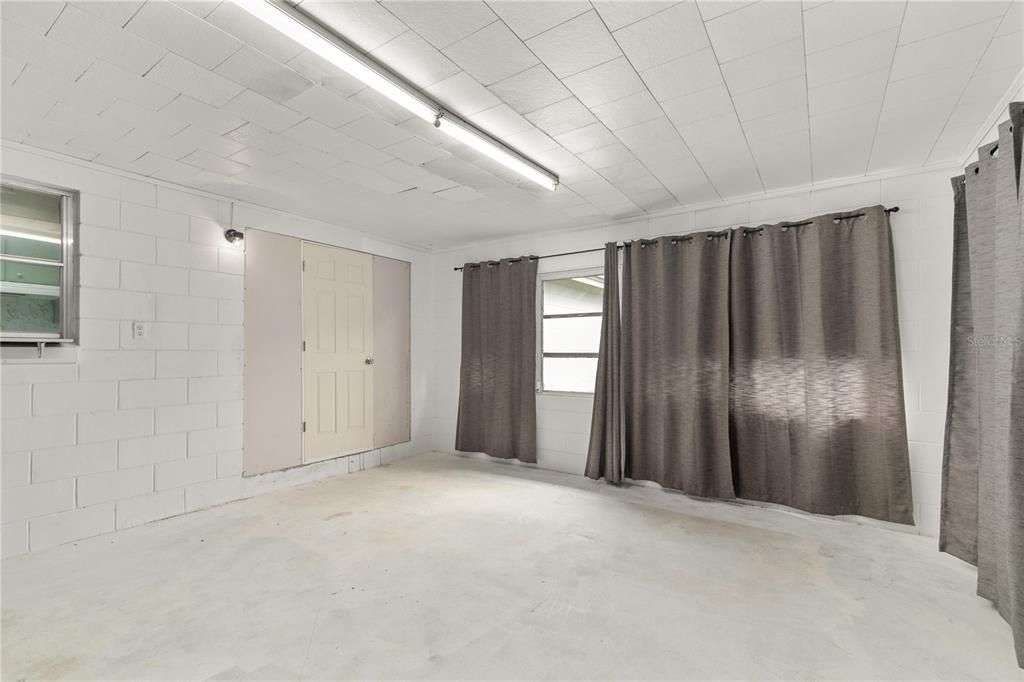 En Venta: $230,000 (3 camas, 2 baños, 1050 Pies cuadrados)