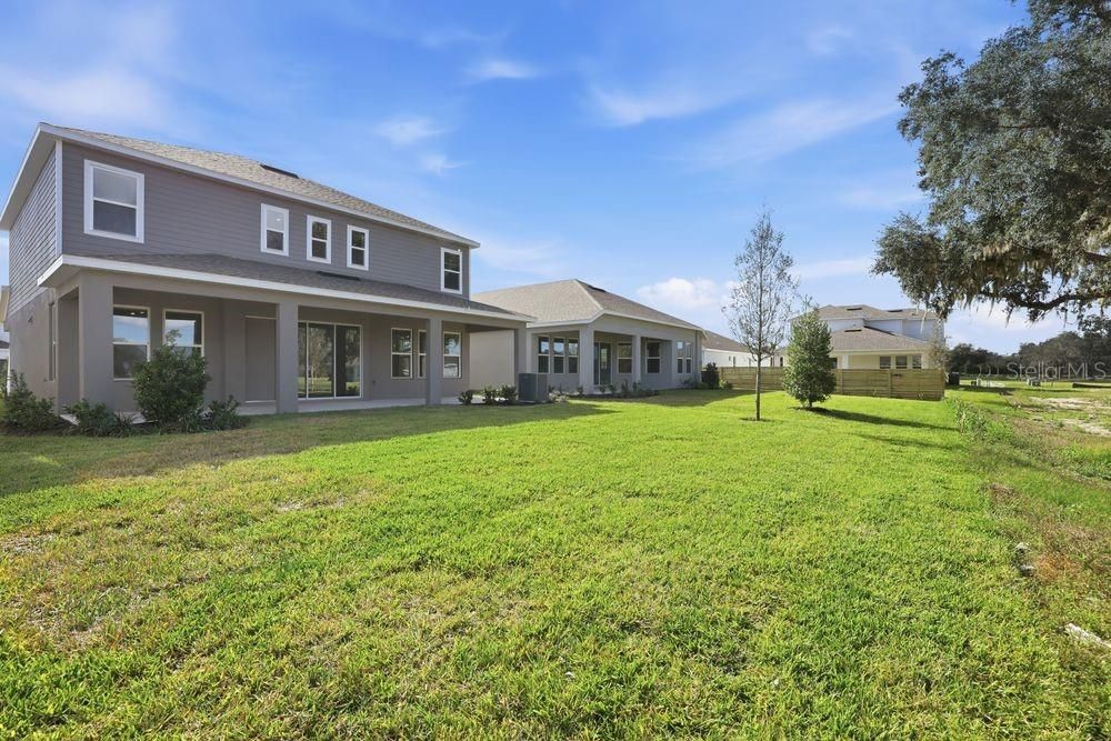 For Sale: $499,999 (4 beds, 3 baths, 2600 Square Feet)