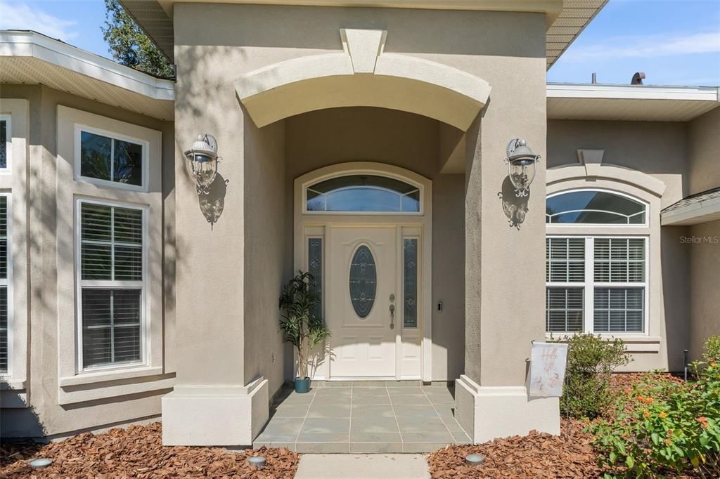 Active With Contract: $385,000 (3 beds, 2 baths, 1958 Square Feet)