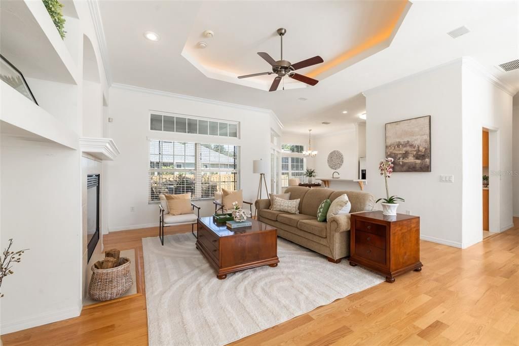 Active With Contract: $385,000 (3 beds, 2 baths, 1958 Square Feet)