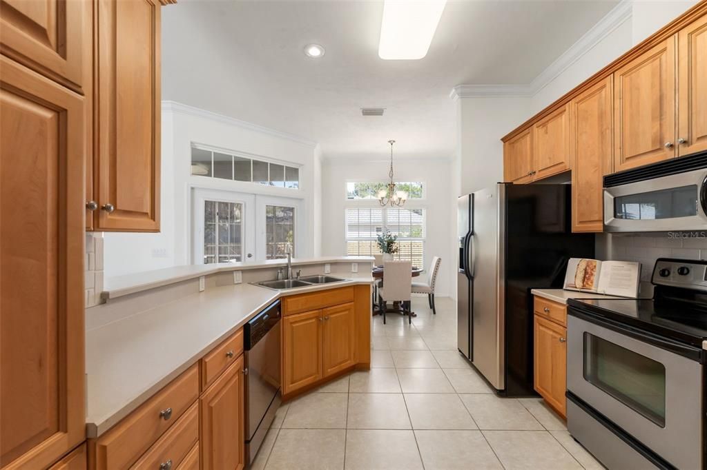 Active With Contract: $385,000 (3 beds, 2 baths, 1958 Square Feet)