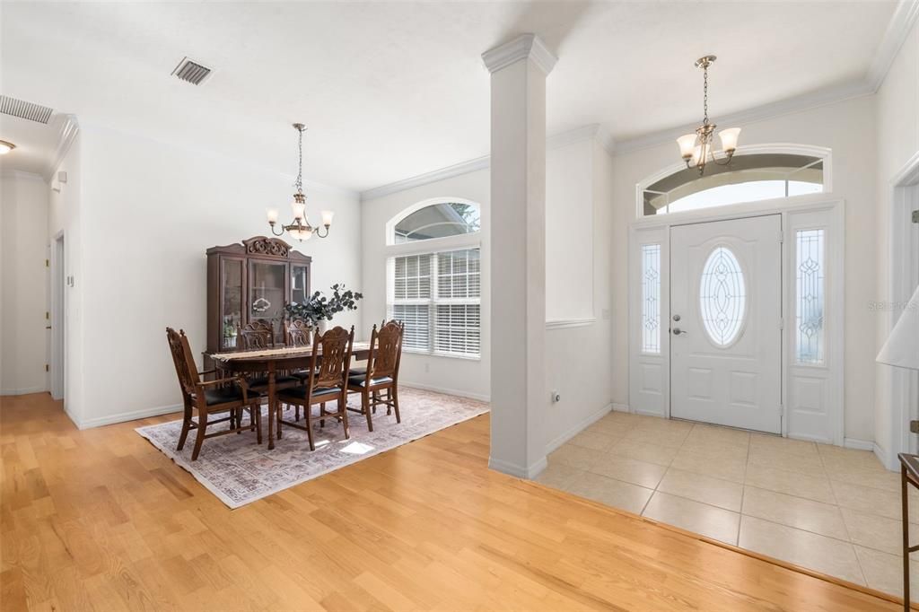 Active With Contract: $385,000 (3 beds, 2 baths, 1958 Square Feet)