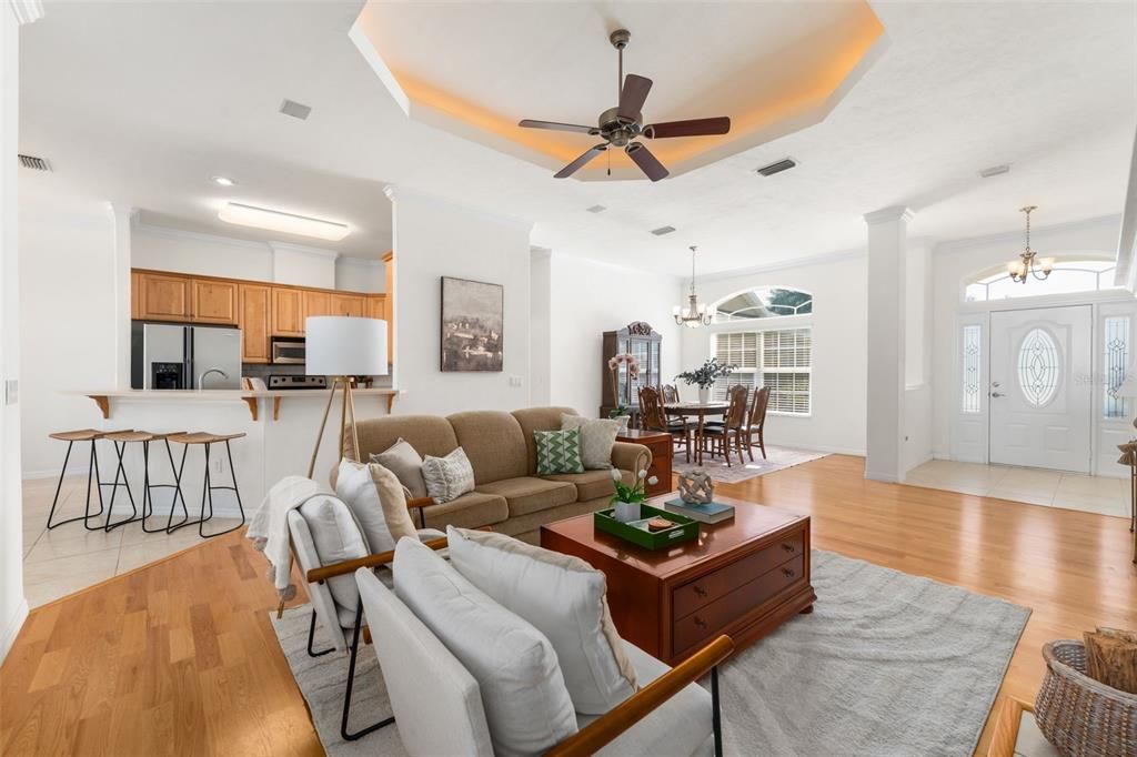 Active With Contract: $385,000 (3 beds, 2 baths, 1958 Square Feet)