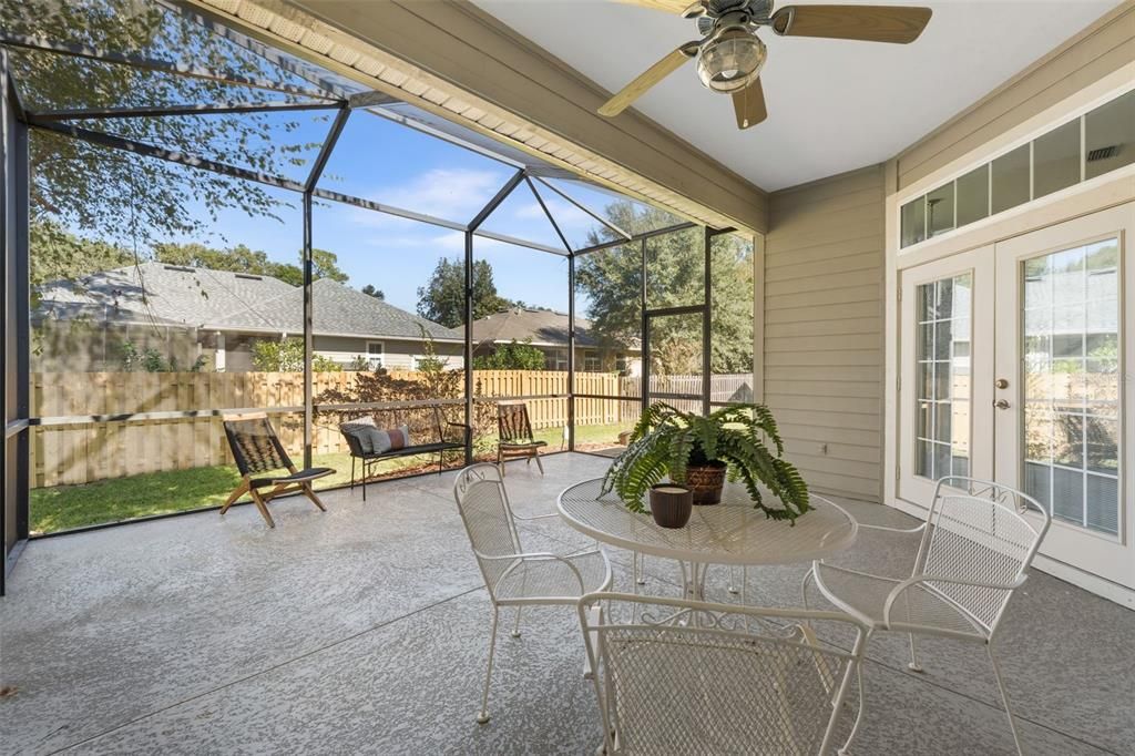 Active With Contract: $385,000 (3 beds, 2 baths, 1958 Square Feet)