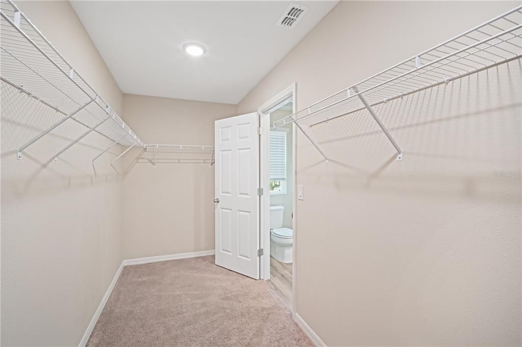 待售: $435,000 (4 贝兹, 2 浴室, 2226 平方英尺)