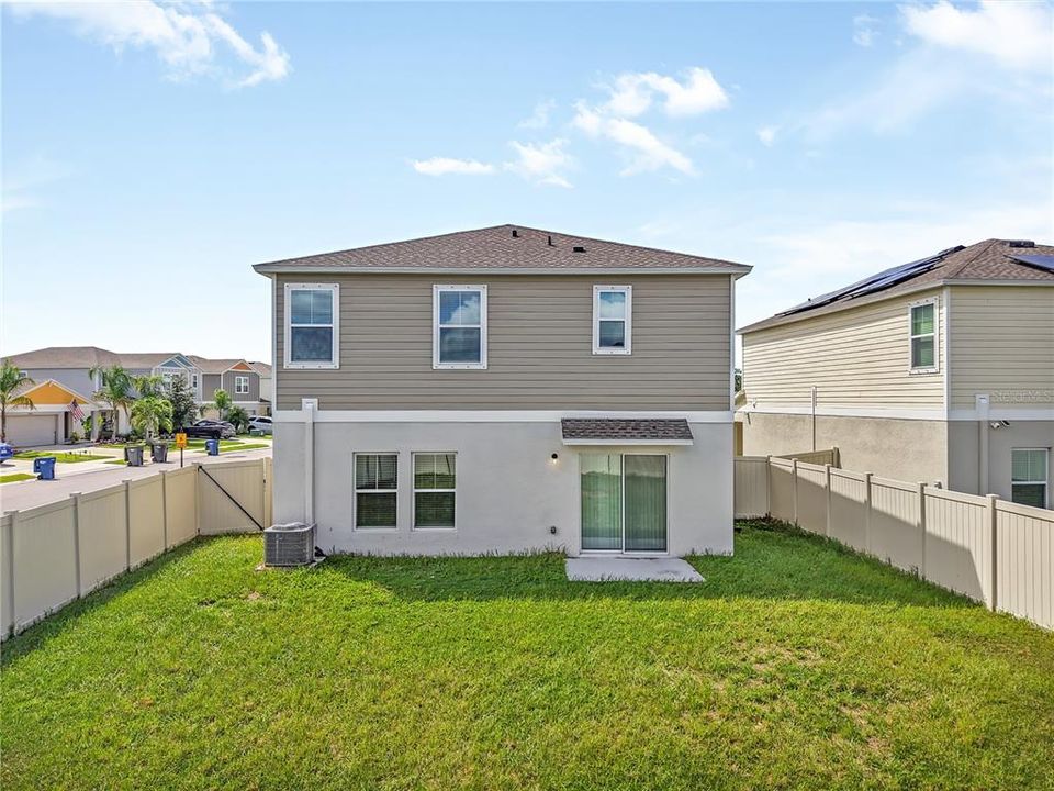 待售: $435,000 (4 贝兹, 2 浴室, 2226 平方英尺)