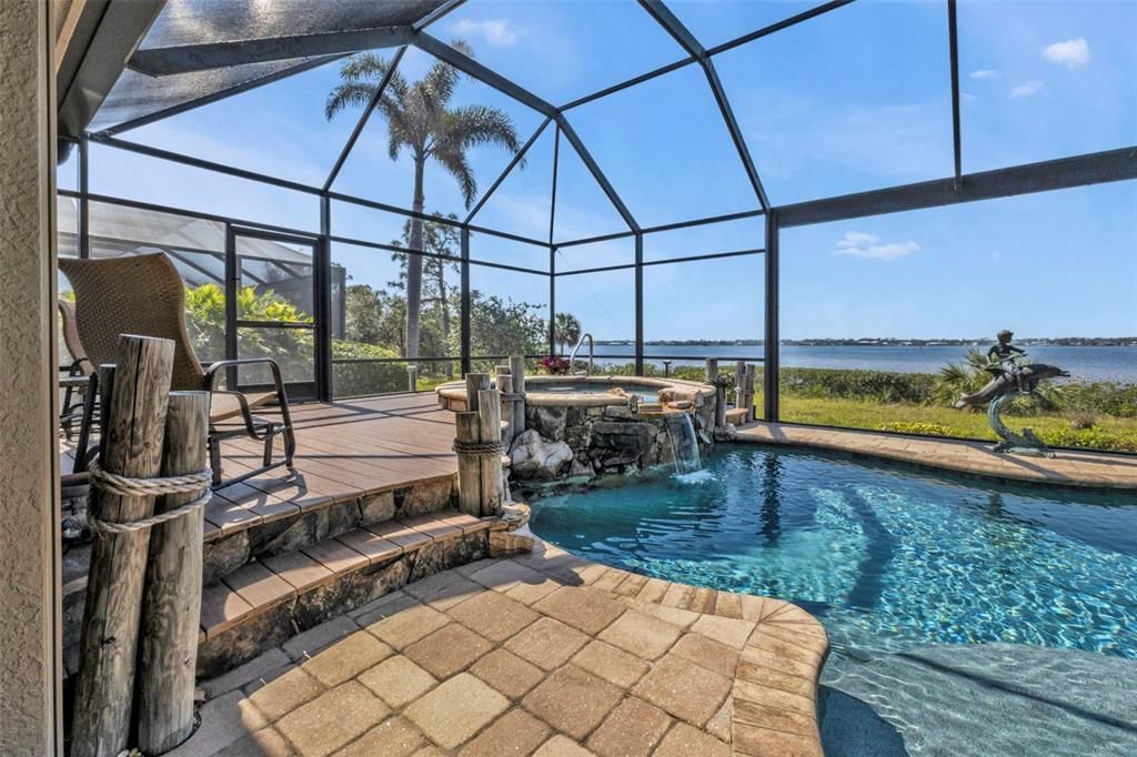 For Sale: $795,000 (3 beds, 2 baths, 2017 Square Feet)