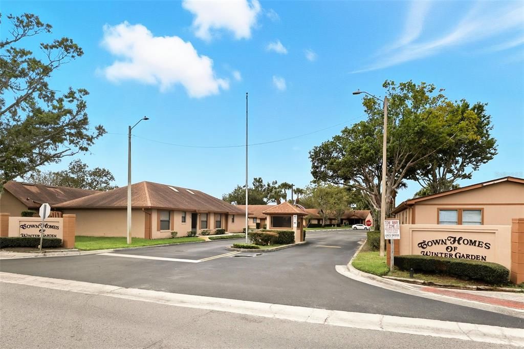 For Sale: $174,900 (2 beds, 2 baths, 840 Square Feet)