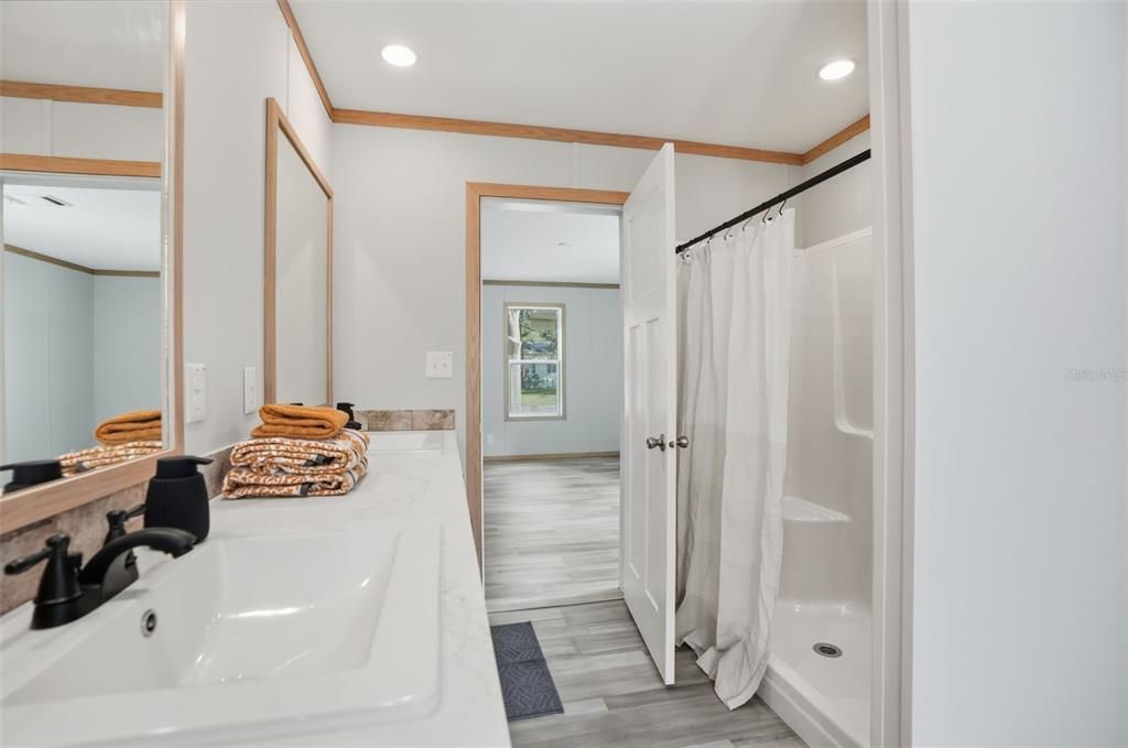 En Venta: $264,900 (3 camas, 2 baños, 1440 Pies cuadrados)