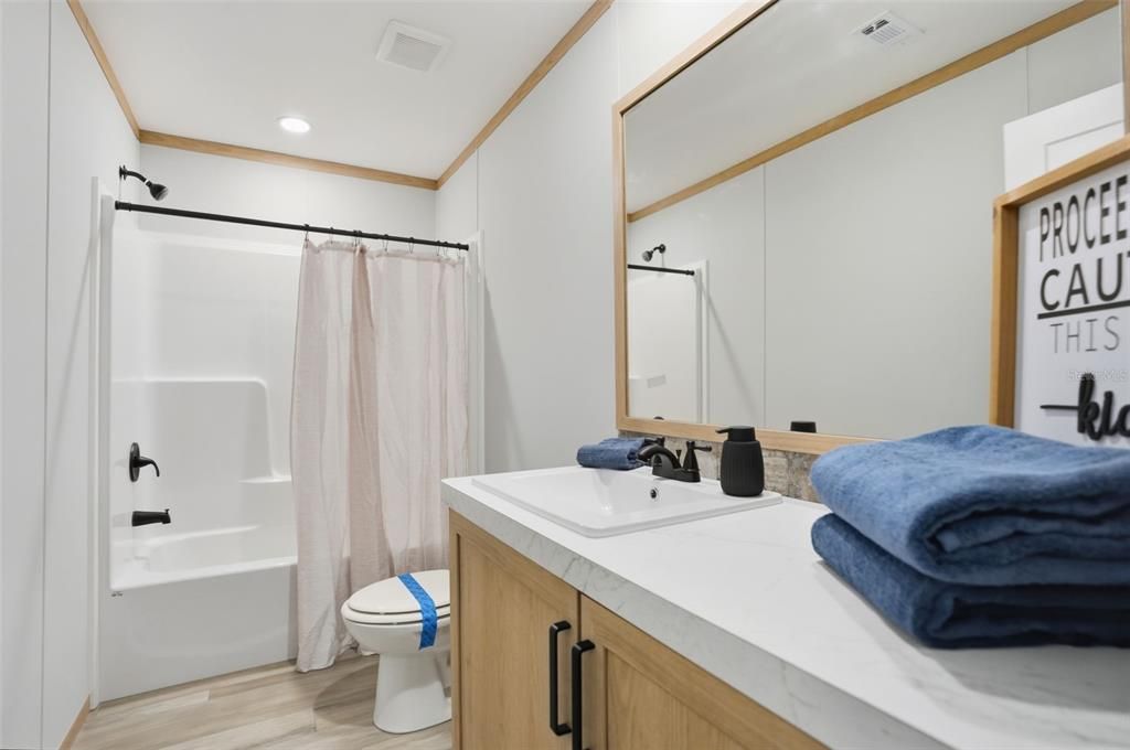 En Venta: $264,900 (3 camas, 2 baños, 1440 Pies cuadrados)