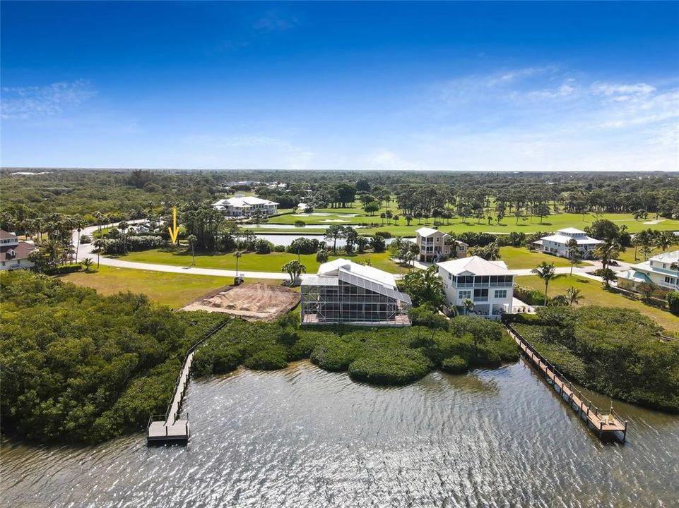 待售: $365,000 (0.31 acres)