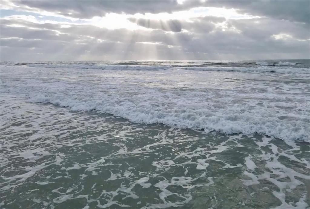 待售: $365,000 (0.31 acres)