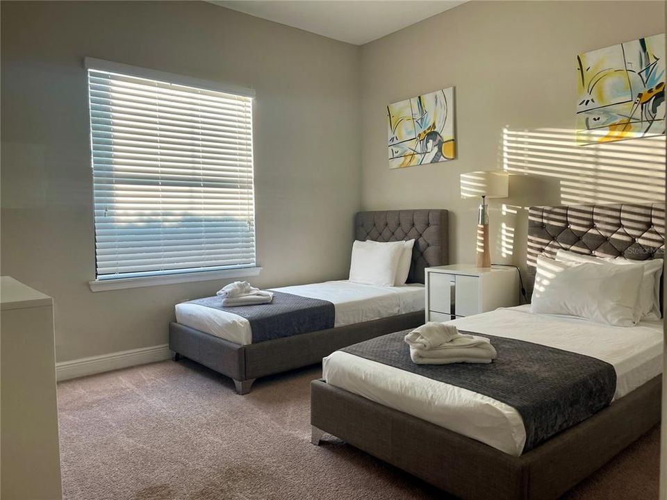 出租: $2,250 (3 贝兹, 2 浴室, 1534 平方英尺)