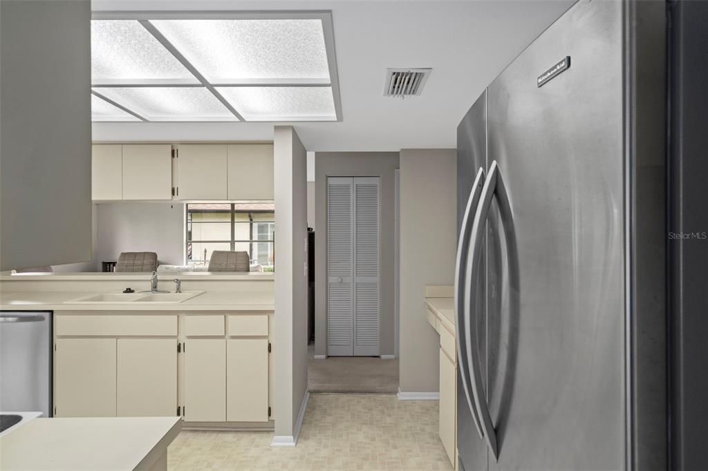 Active With Contract: $325,000 (3 beds, 2 baths, 1848 Square Feet)