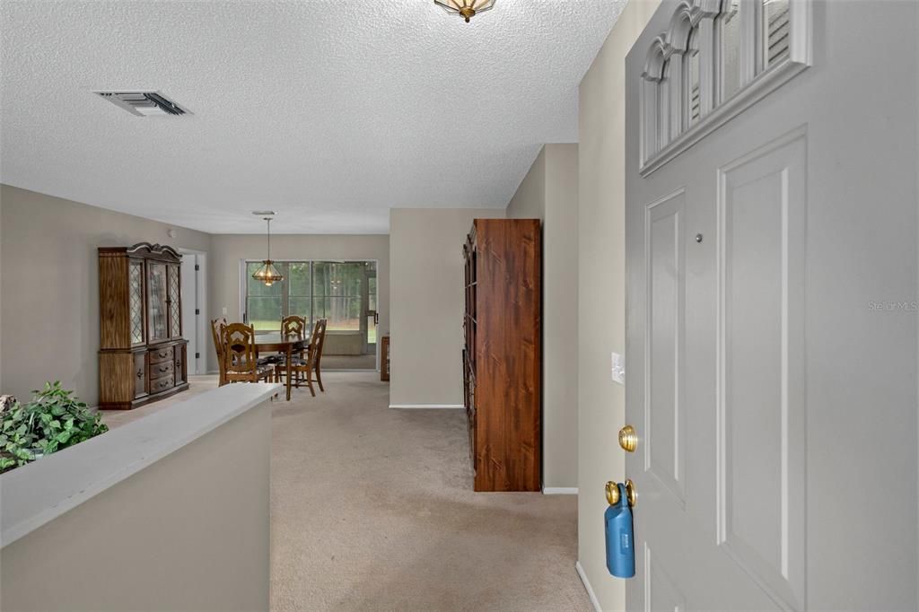 Active With Contract: $325,000 (3 beds, 2 baths, 1848 Square Feet)