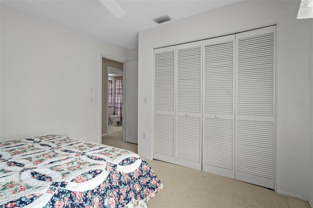 Active With Contract: $325,000 (3 beds, 2 baths, 1848 Square Feet)