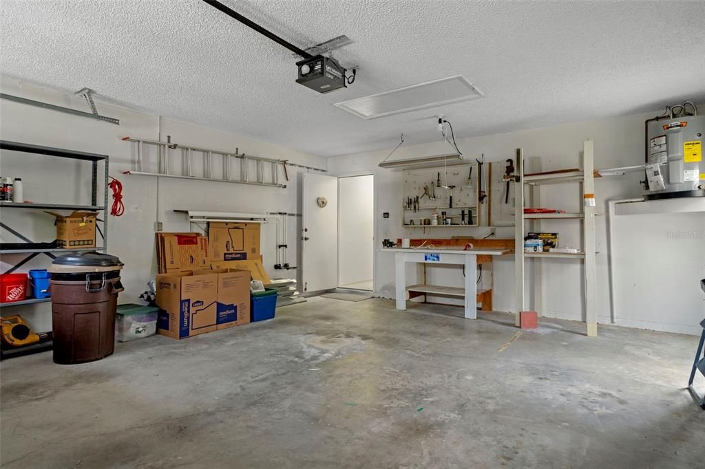 Active With Contract: $325,000 (3 beds, 2 baths, 1848 Square Feet)