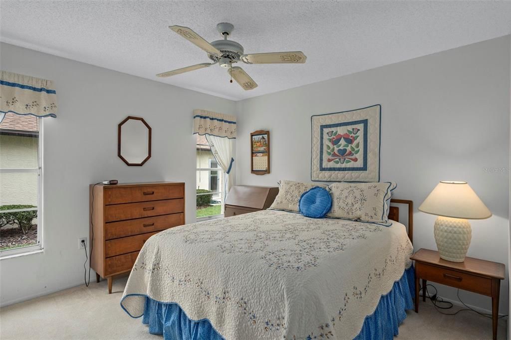 Active With Contract: $325,000 (3 beds, 2 baths, 1848 Square Feet)