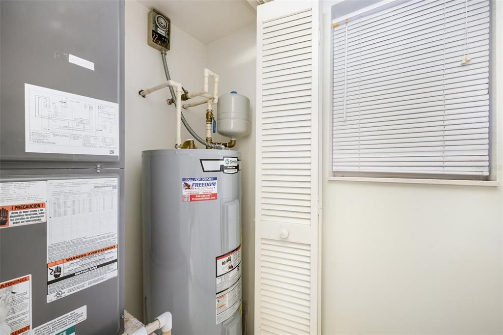 待售: $125,000 (2 贝兹, 2 浴室, 1008 平方英尺)