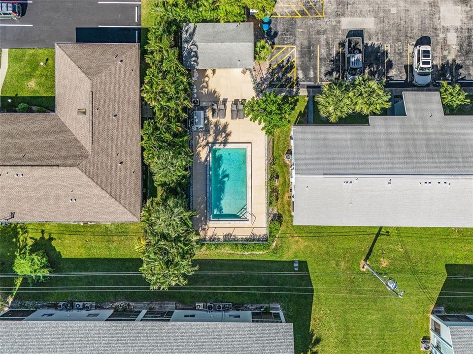 For Sale: $179,000 (2 beds, 2 baths, 987 Square Feet)