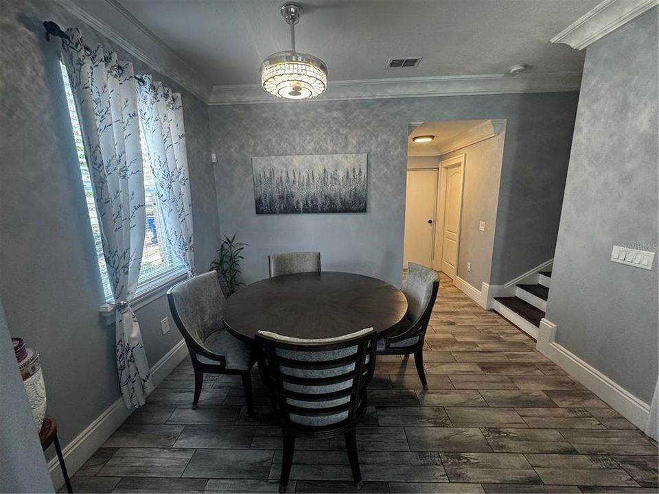 En Venta: $310,000 (3 camas, 2 baños, 1768 Pies cuadrados)