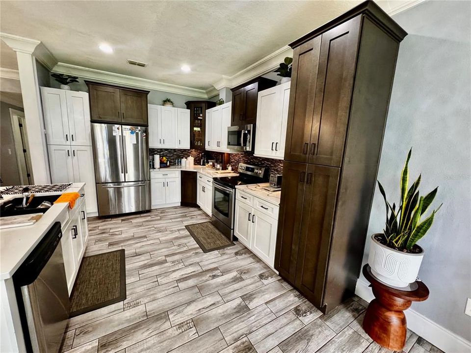 En Venta: $310,000 (3 camas, 2 baños, 1768 Pies cuadrados)