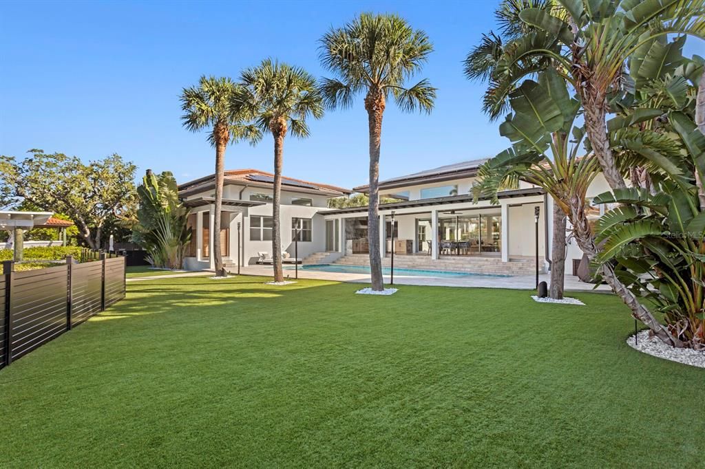 На продажу: $6,499,000 (4 спален, 4 ванн, 4325 Квадратных фут)