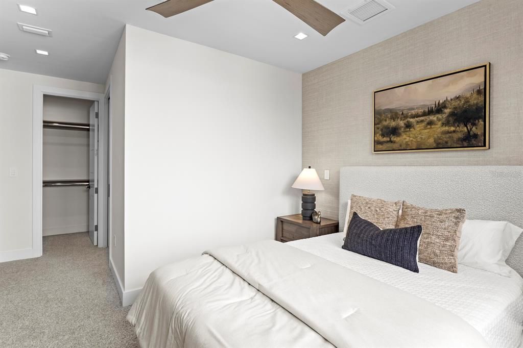 На продажу: $6,499,000 (4 спален, 4 ванн, 4325 Квадратных фут)