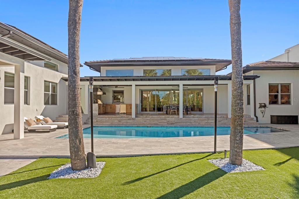 На продажу: $6,499,000 (4 спален, 4 ванн, 4325 Квадратных фут)