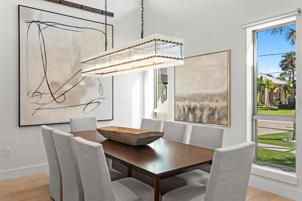 На продажу: $6,499,000 (4 спален, 4 ванн, 4325 Квадратных фут)