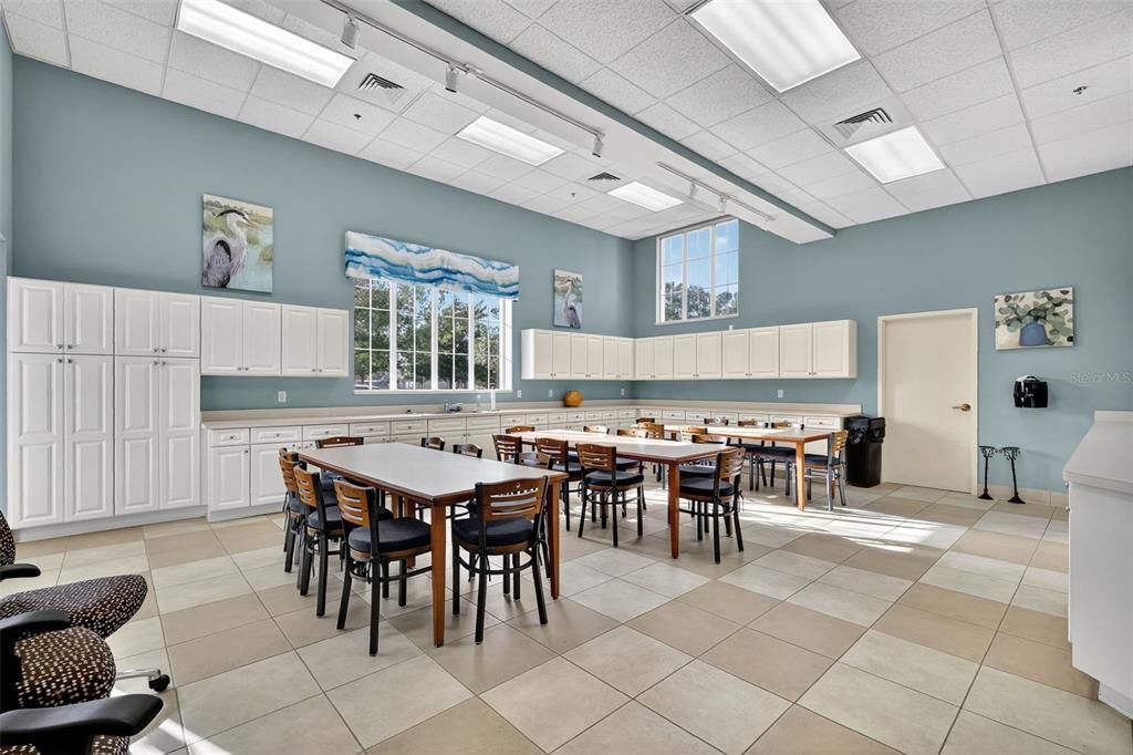 For Sale: $575,000 (2 beds, 2 baths, 2033 Square Feet)